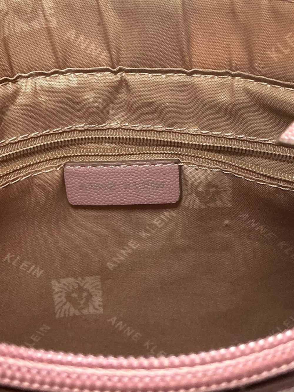 Anne Klein East/West Horsebit Satchel Crossbody Bag Rose Pink EUC - Picture 15 of 16